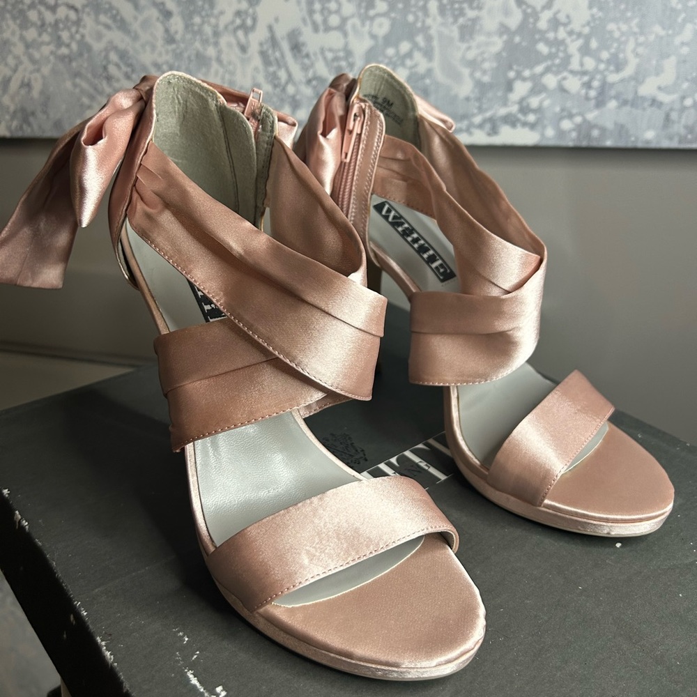 Vera Wang Heels